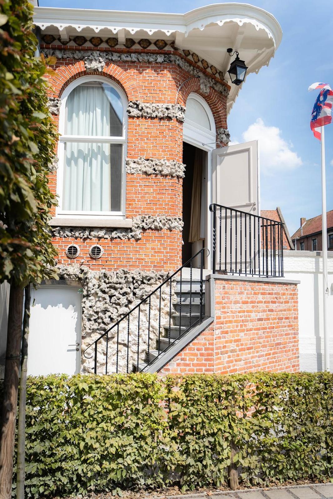 Golden Tree Hotel Brugge Bagian luar foto
